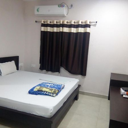Hotel Indraprasth Balangir Kültér fotó