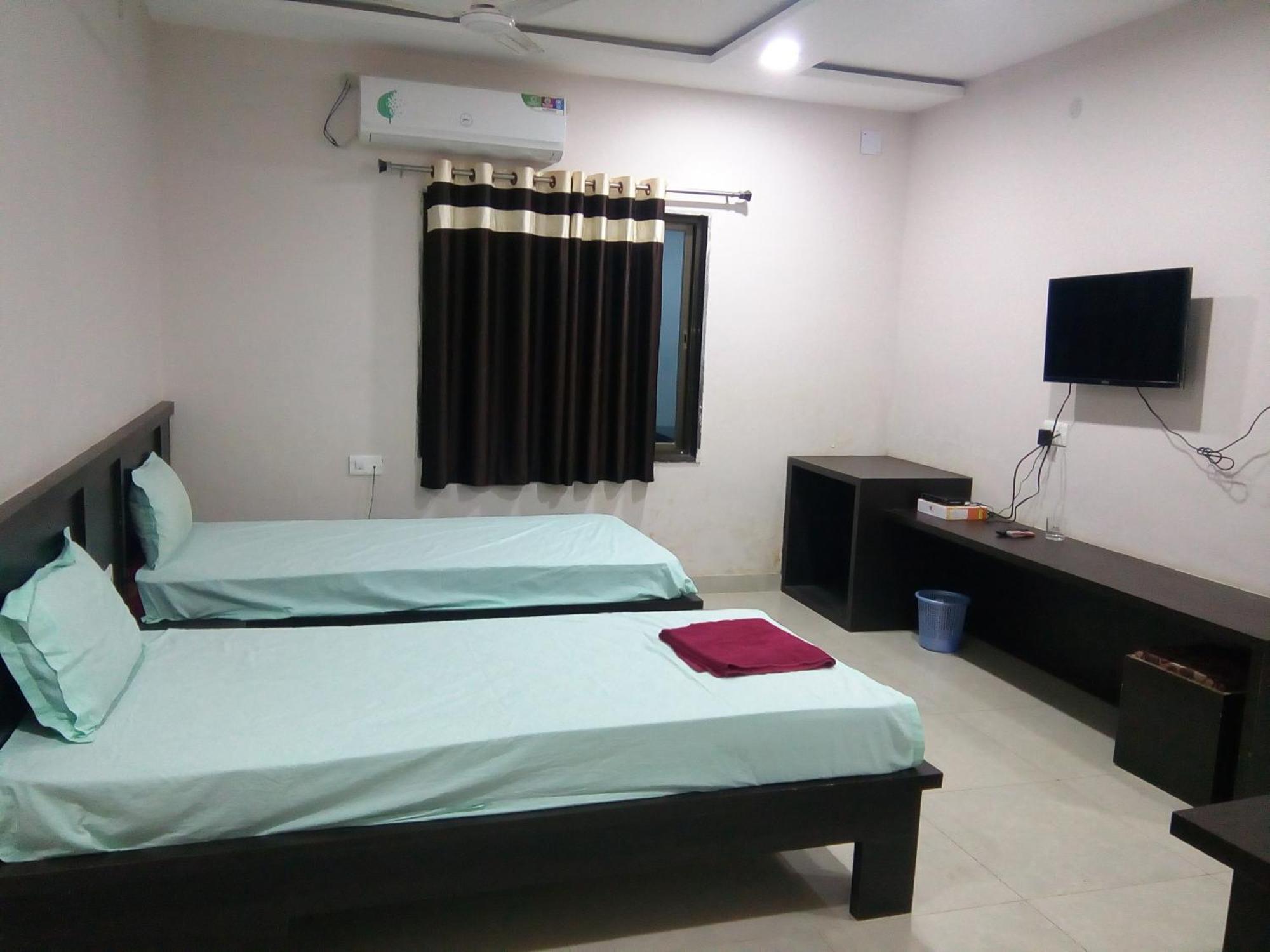 Hotel Indraprasth Balangir Kültér fotó